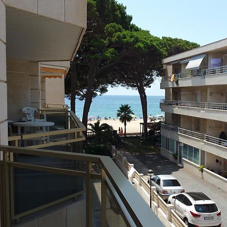 Apartamentos Versailles Вилафортуни Экстерьер фото